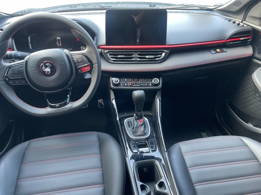 fiat fastback 1.3 turbo 270 flex abarth at6 4p automatico 2024