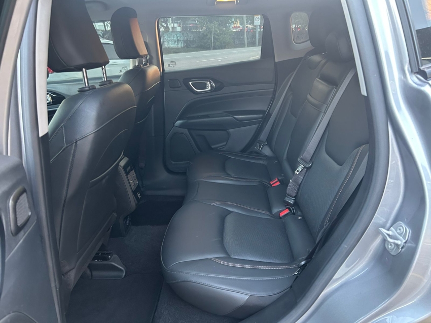 jeep compass 2.0 td350 turbo diesel limited at9 4p automatico 2023