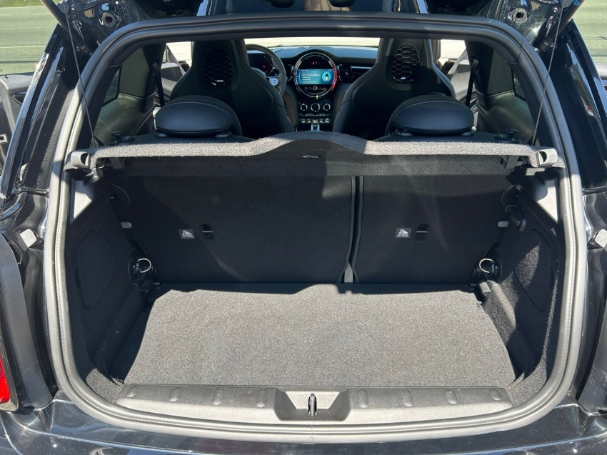 mini cooper 2.0 16v twinpower gasolina john works 2p steptronic 4p automatico 2023