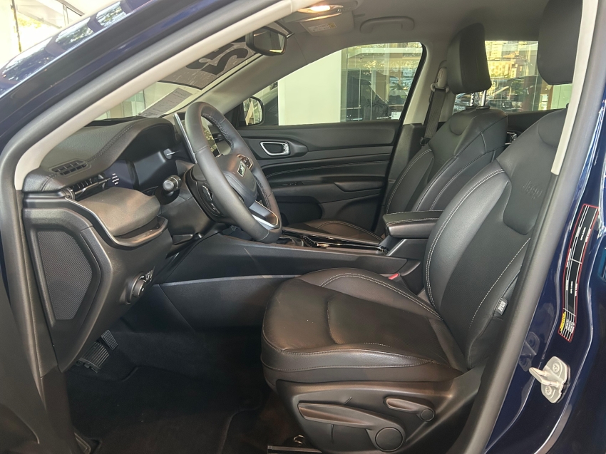 jeep compass 1.3 t270 turbo flex longitude at6 4p automatico 2025