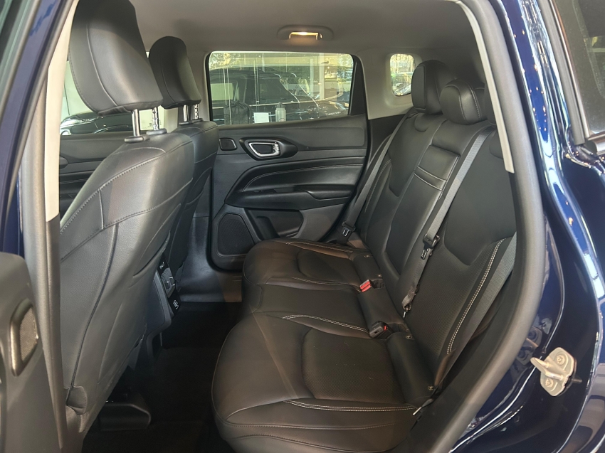 jeep compass 1.3 t270 turbo flex longitude at6 4p automatico 2025