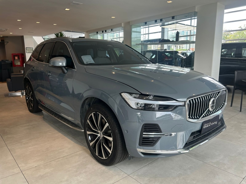 volvo xc60 2.0 t8 recharge ultimate awd geartronic 1.9 hibrido 4p automatico 2023