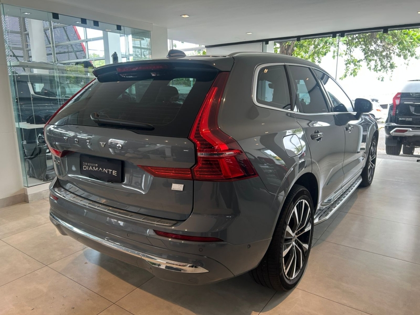 volvo xc60 2.0 t8 recharge ultimate awd geartronic 1.9 hibrido 4p automatico 20232