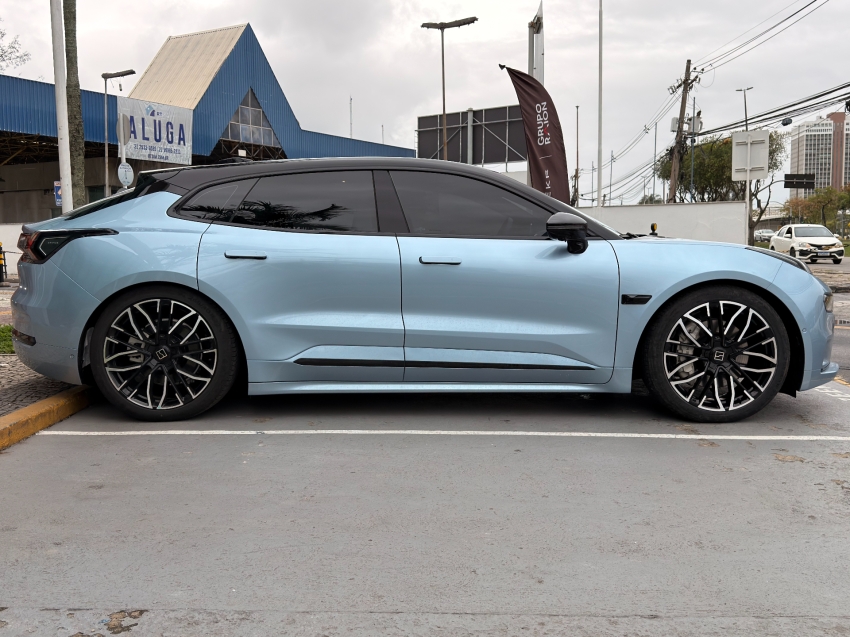 zeekr 001 100 kw eletrico flagship awd 4p automatico 20256