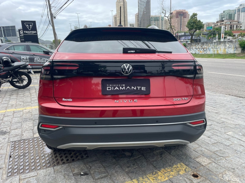 volkswagen nivus 1.0 200 tsi total flex highline automatico 4p 20232