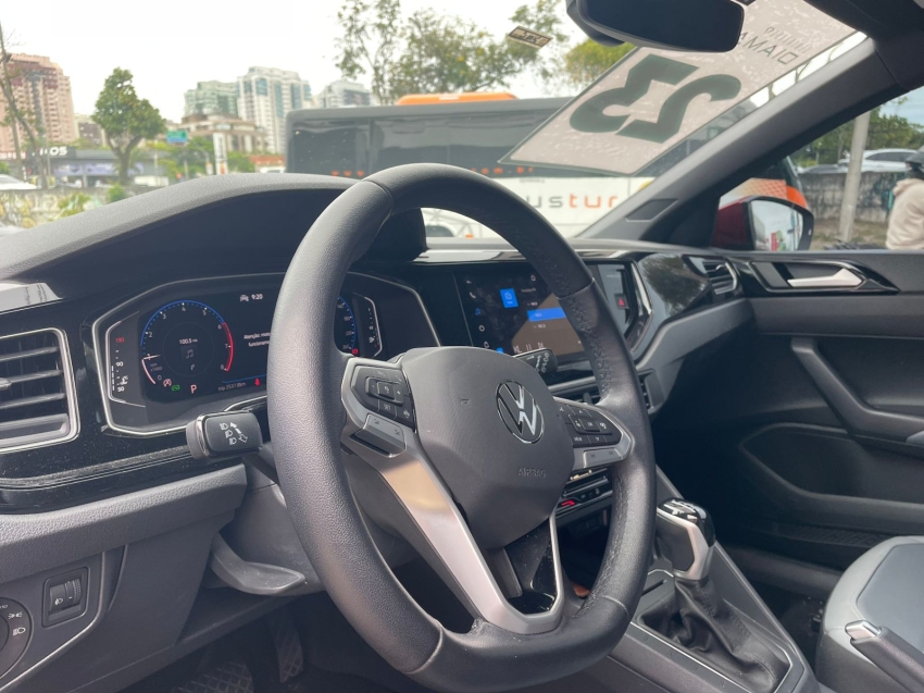 volkswagen nivus 1.0 200 tsi total flex highline automatico 4p 20231