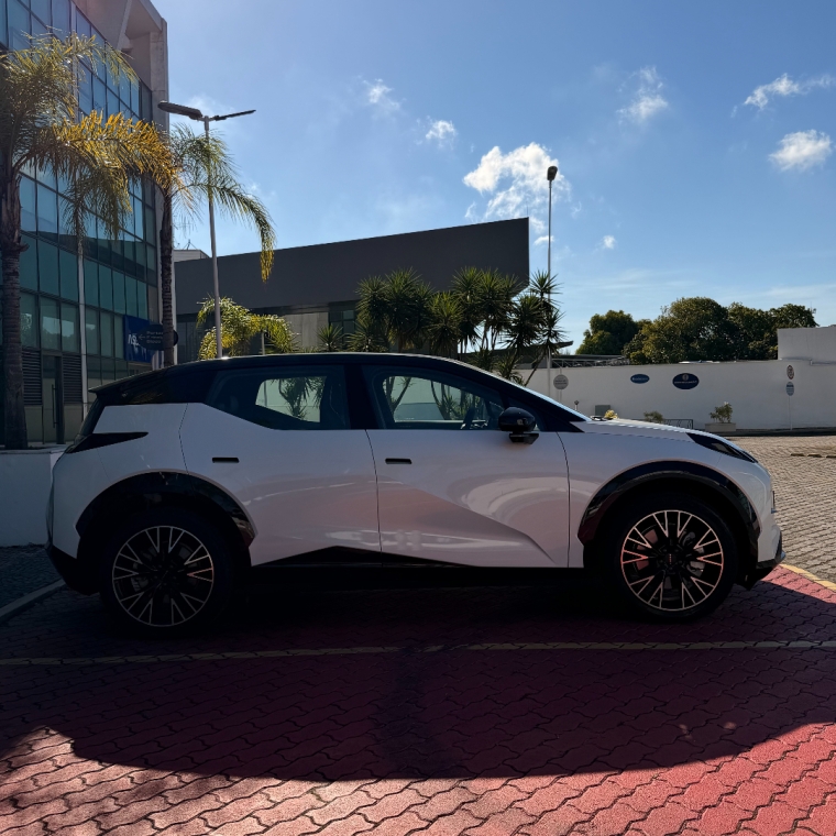 zeekr x 66 kw eletrico flagship awd 1.0 4p automatico 20256