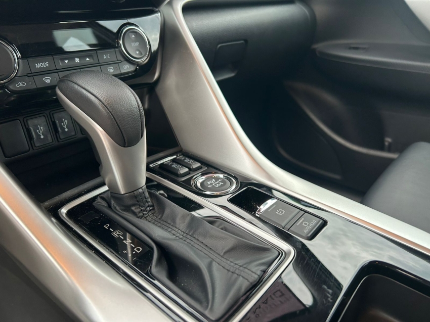 mitsubishi eclipse cross 1.5 mivec turbo gasolina hpe-s s-awc cvt 4p automatico 20252