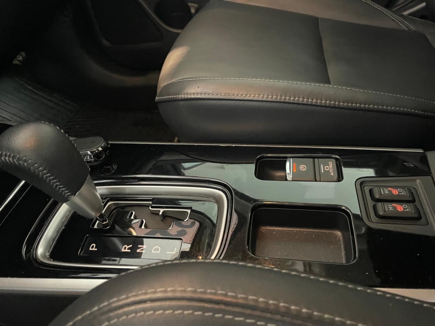 mitsubishi outlander 2.0 mivec gasolina hpe automatico 4p 202215