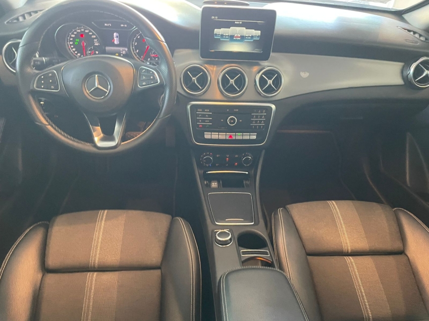 mercedes-benz gla 200 1.6 cgi flex style 7g-dct 4p automatico 201810