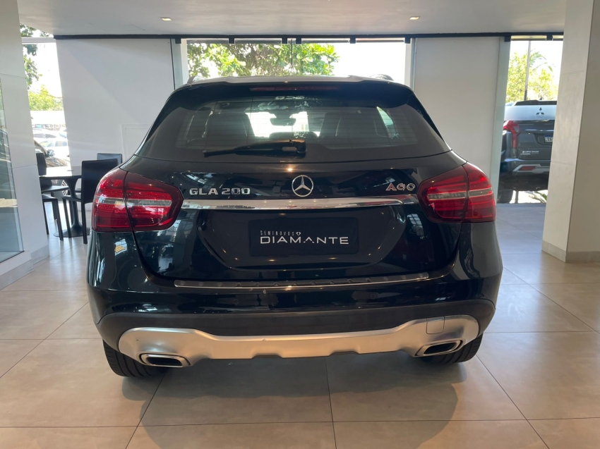 mercedes-benz gla 200 1.6 cgi flex style 7g-dct 4p automatico 20186