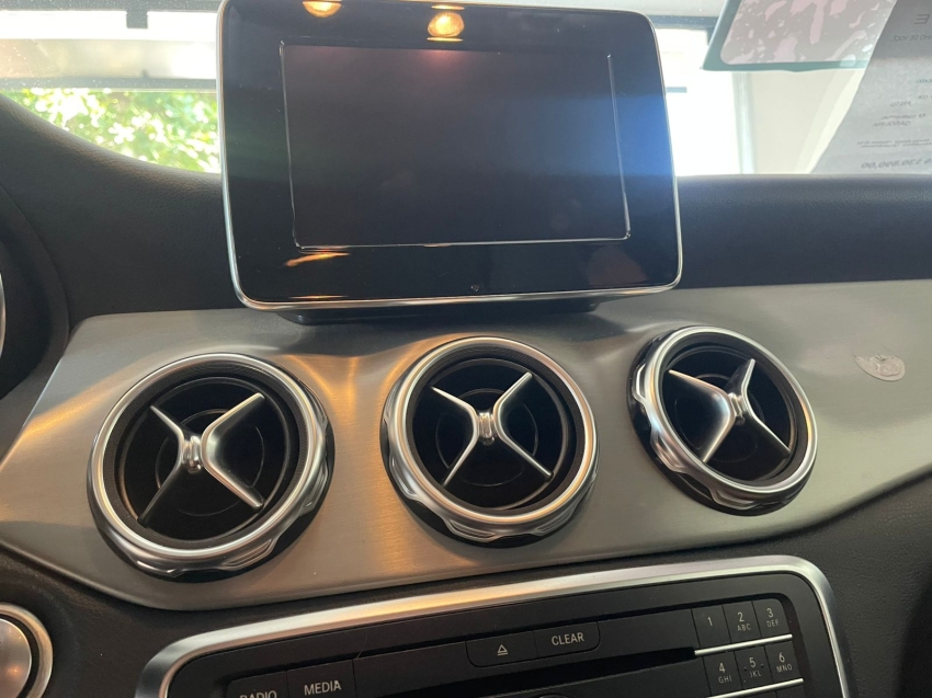 mercedes-benz gla 200 1.6 cgi flex style 7g-dct 4p automatico 201812