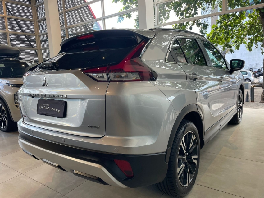 mitsubishi eclipse cross 1.5 mivec turbo gasolina hpe cvt 4p automatico 20238