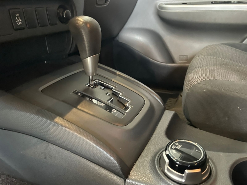 mitsubishi l200 triton 2.4 16v turbo diesel outdoor gls cd 4x4 automatico 4p 20246