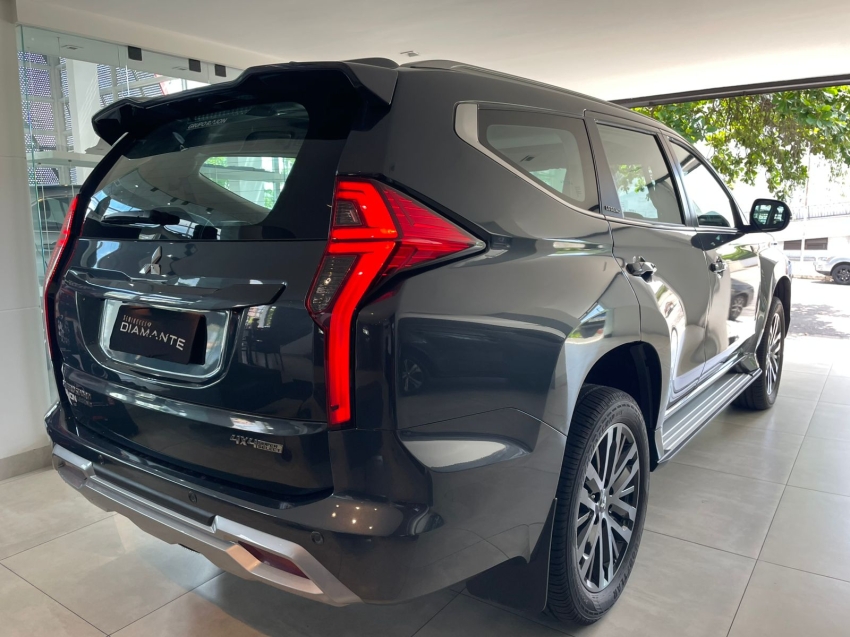 mitsubishi pajero sport 2.4 16v mivec turbo diesel legend awd automatico 4p 202518