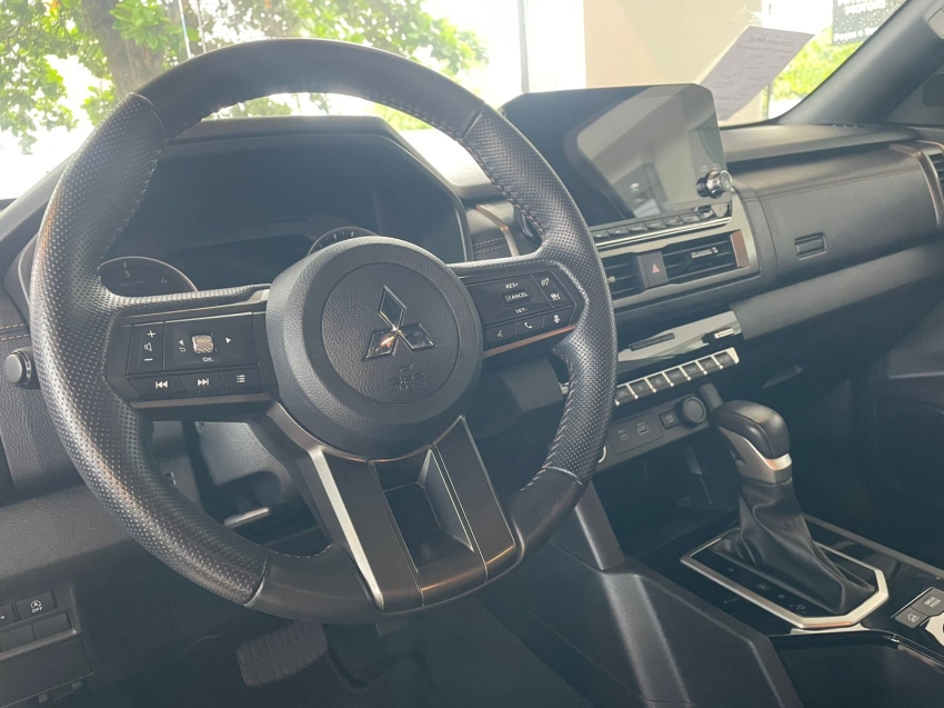 mitsubishi triton 2.4 biturbo diesel cd katana 4x4 automatico 4p 20269