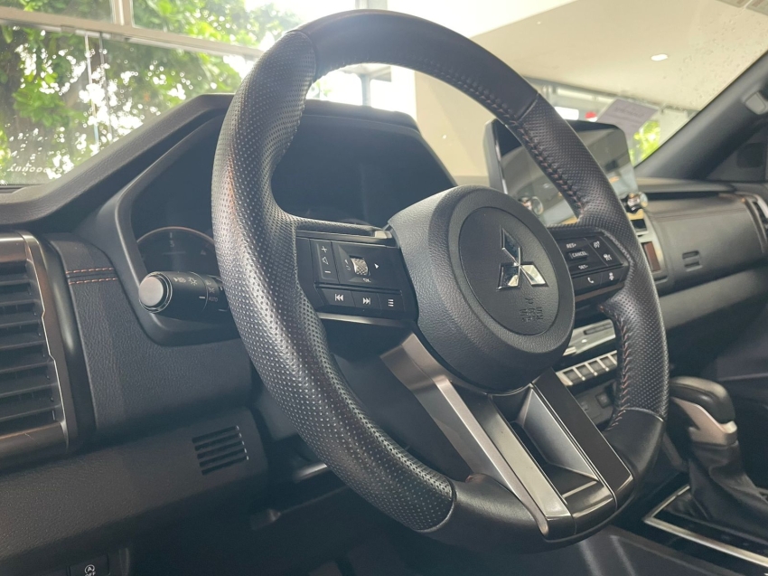 mitsubishi triton 2.4 biturbo diesel cd katana 4x4 automatico 4p 202614