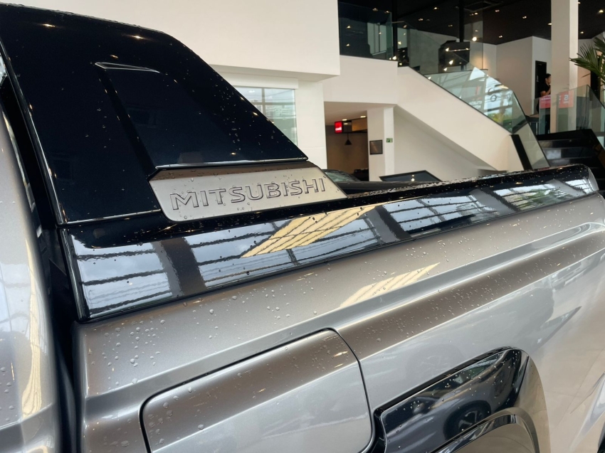 mitsubishi triton 2.4 biturbo diesel cd katana 4x4 automatico 4p 202616