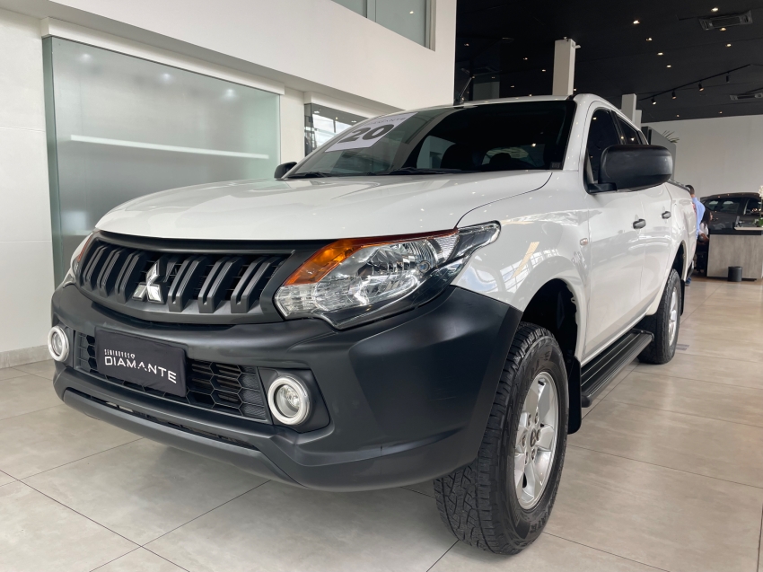 mitsubishi l200 triton 2.4 16v turbo diesel sport gl cd 4p 4x4 manual 202011