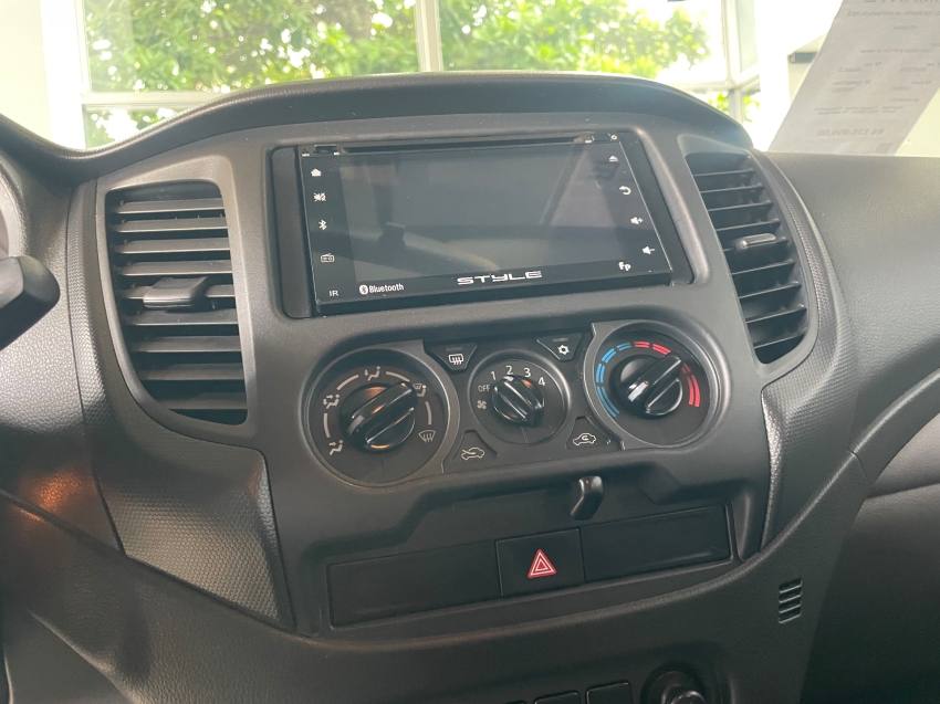 mitsubishi l200 triton 2.4 16v turbo diesel sport gl cd 4p 4x4 manual 20208