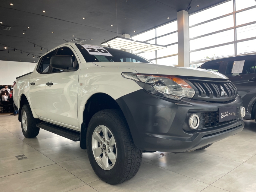 mitsubishi l200 triton 2.4 16v turbo diesel sport gl cd 4p 4x4 manual 202016