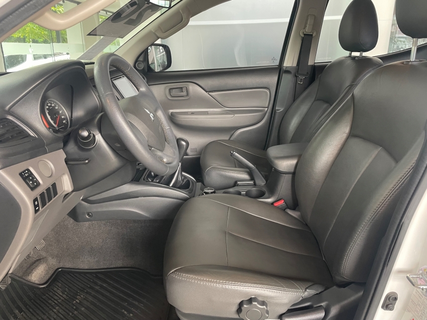 mitsubishi l200 triton 2.4 16v turbo diesel sport gl cd 4p 4x4 manual 20204