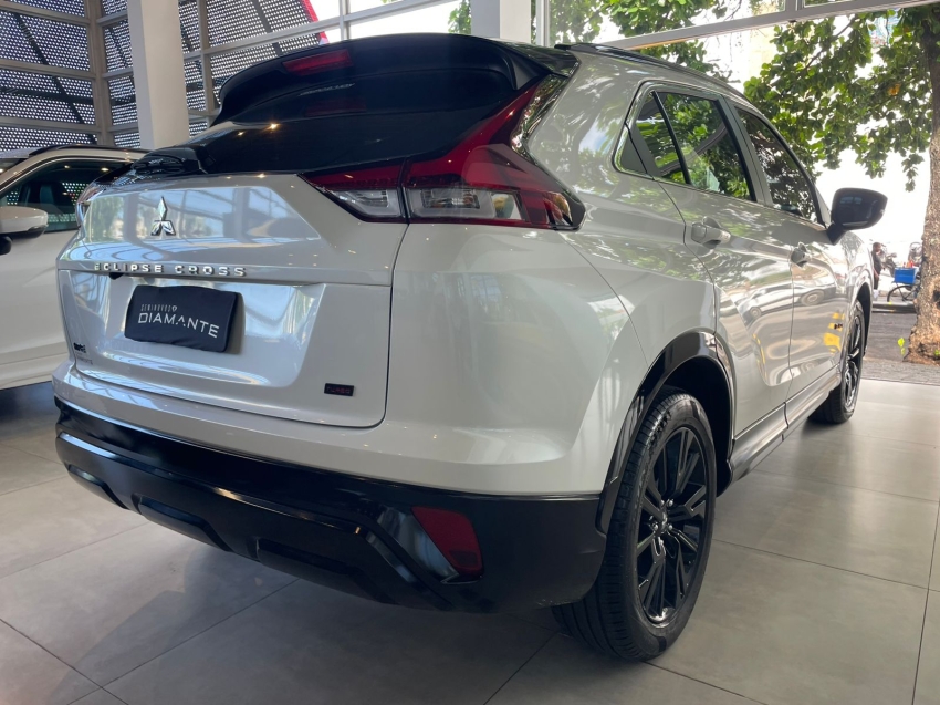 mitsubishi eclipse cross 1.5 mivec turbo gasolina hpe black cvt 4p automatico 202613
