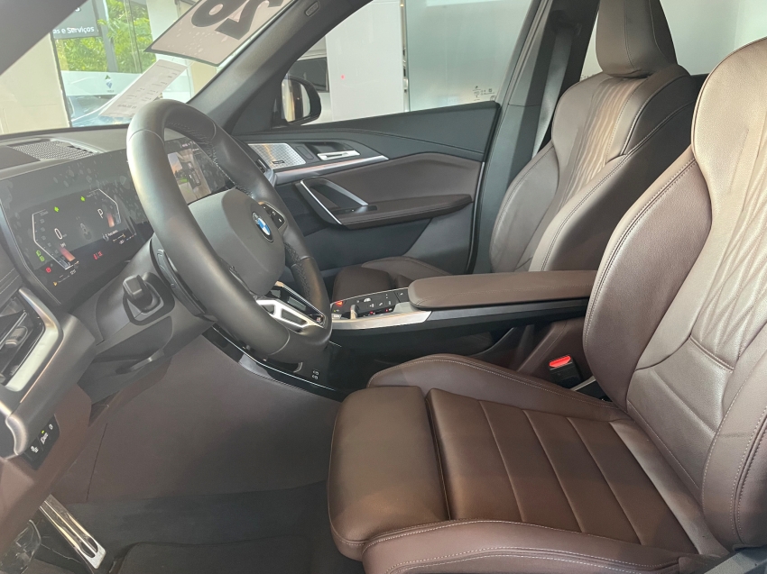 bmw x1 2.0 16v turbo gasolina sdrive20i m sport steptronic 4p automatico 202614