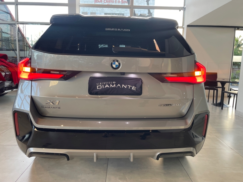 bmw x1 2.0 16v turbo gasolina sdrive20i m sport steptronic 4p automatico 20261