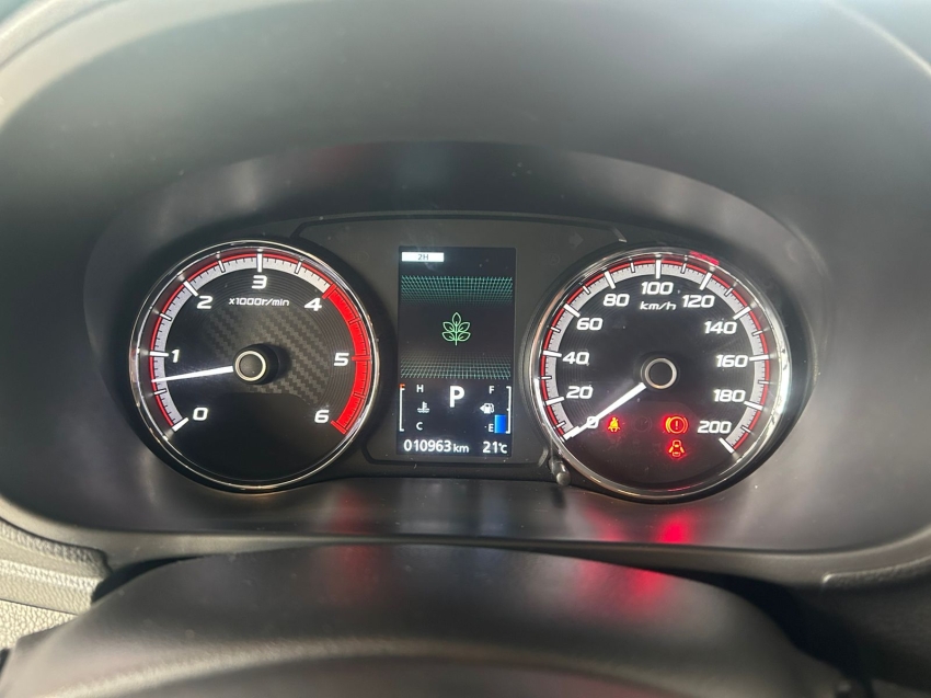 mitsubishi l200 triton 2.4 16v turbo diesel sport hpe cd 4p 4x4 automatico 202510