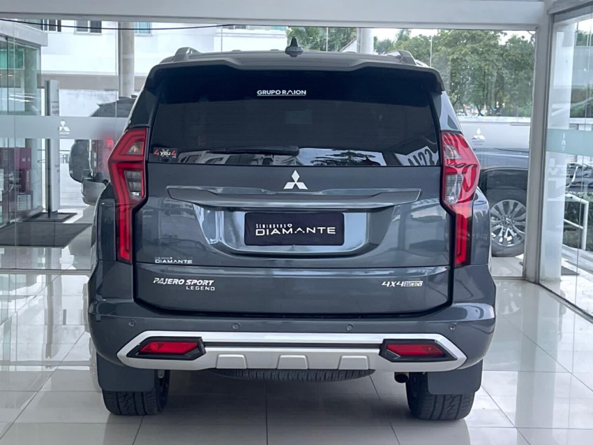 mitsubishi pajero sport 2.4 16v mivec turbo diesel legend awd automatico 4p 2024