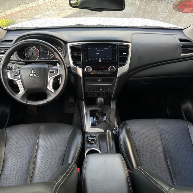 mitsubishi l200 triton 2.4 16v turbo diesel sport hpe-s cd 4p 4x4 automatico 2024
