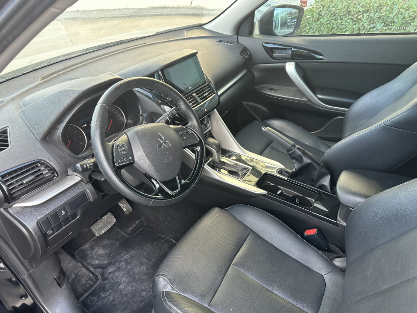 mitsubishi eclipse cross 1.5 mivec turbo gasolina gls cvt 4p automatico 2024