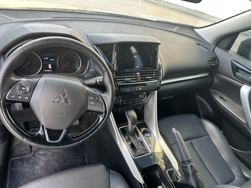 mitsubishi eclipse cross 1.5 mivec turbo gasolina gls cvt 4p automatico 2024
