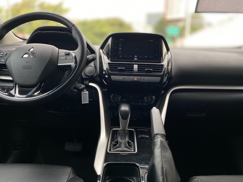 mitsubishi eclipse cross 1.5 mivec turbo gasolina gls cvt 4p automatico 2024
