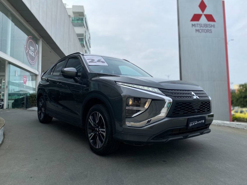 mitsubishi eclipse cross 1.5 mivec turbo gasolina gls cvt 4p automatico 2024 mitsubishi eclipse cross 1.5 mivec turbo gasolina gls cvt 4p automatico 2024