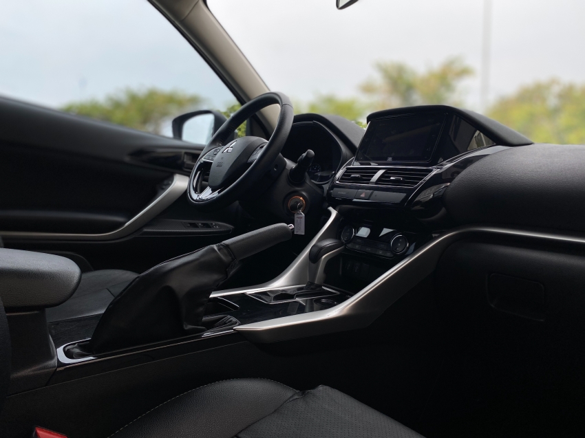 mitsubishi eclipse cross 1.5 mivec turbo gasolina gls cvt 4p automatico 2024