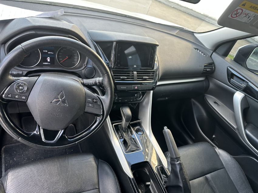 mitsubishi eclipse cross 1.5 mivec turbo gasolina gls cvt 4p automatico 2024