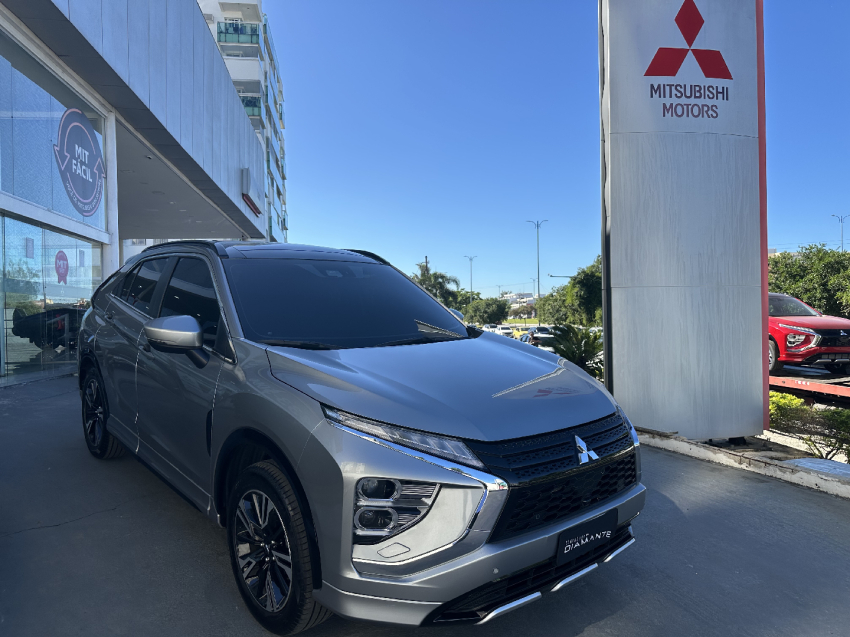 mitsubishi eclipse cross 1.5 mivec turbo gasolina hpe-s s-awc cvt 4p automatico 2025 mitsubishi eclipse cross 1.5 mivec turbo gasolina hpe-s s-awc cvt 4p automatico 2025