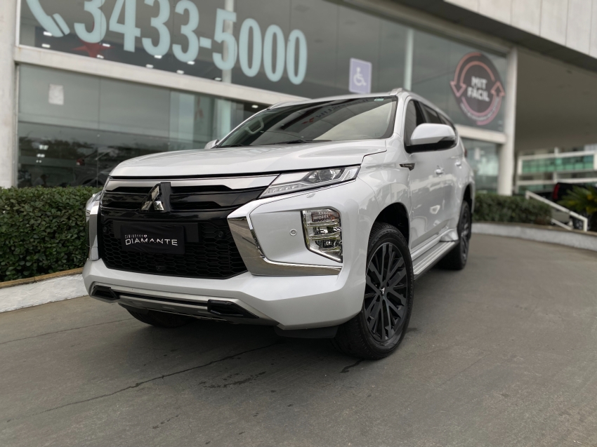 mitsubishi pajero sport 2.4 16v mivec turbo diesel legend awd automatico 4p 2024
