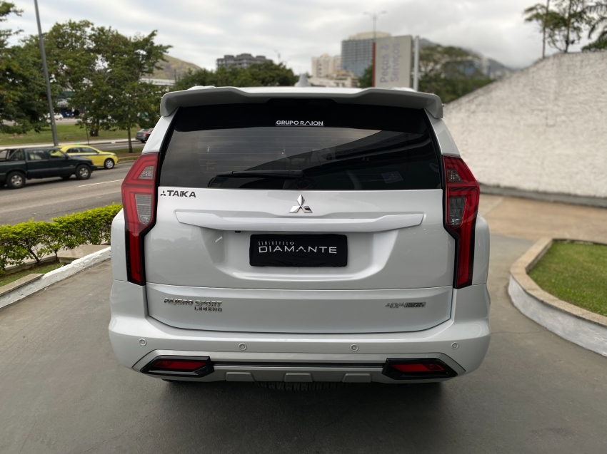 mitsubishi pajero sport 2.4 16v mivec turbo diesel legend awd automatico 4p 2024