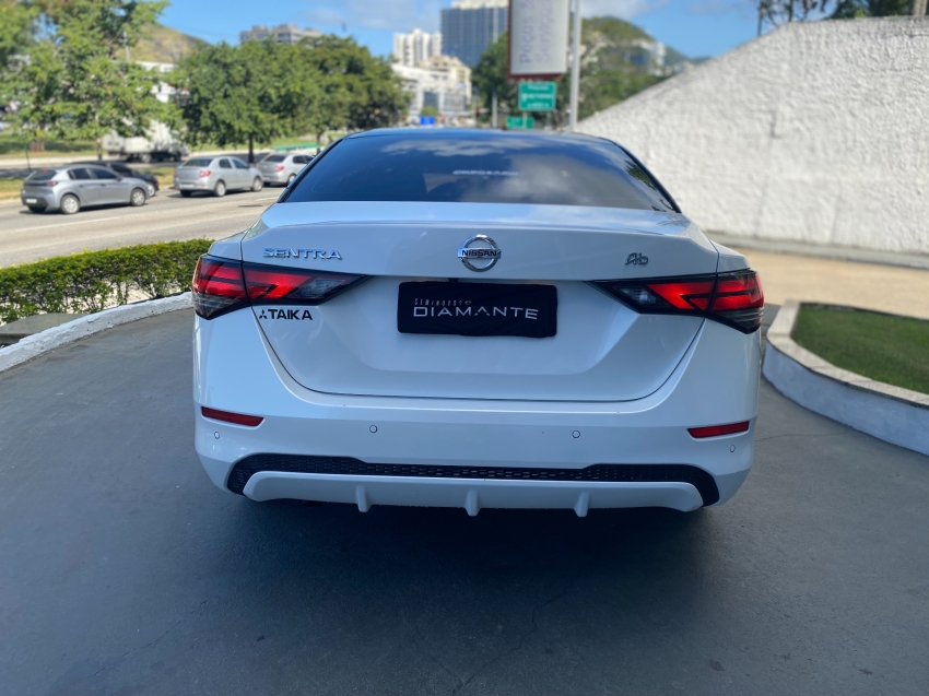 nissan sentra 2.0 16v gasolina advance xtronic 4p automatico 2024