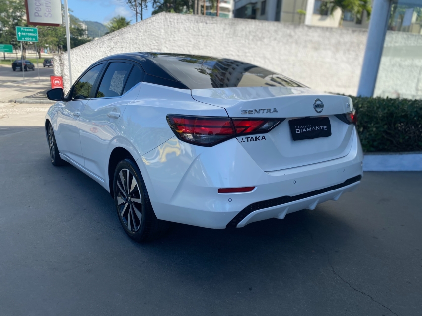 nissan sentra 2.0 16v gasolina advance xtronic 4p automatico 2024