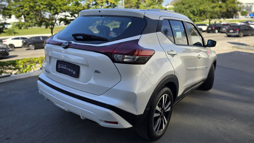 nissan kicks 1.6 16v flexstart advance xtronic flex 4p automatico 2024