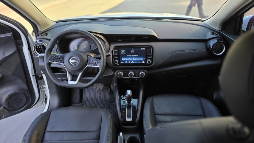nissan kicks 1.6 16v flexstart advance xtronic flex 4p automatico 2024