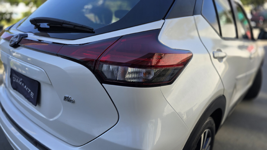 nissan kicks 1.6 16v flexstart advance xtronic flex 4p automatico 2024