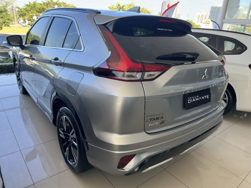 mitsubishi eclipse cross 1.5 mivec turbo gasolina hpe-s s-awc cvt 4p automatico 2025