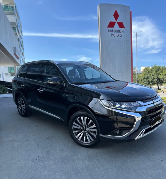 mitsubishi outlander 3.0 mivec v6 gasolina hpe-s awd automatico 4p 2019 mitsubishi outlander 3.0 mivec v6 gasolina hpe-s awd automatico 4p 2019