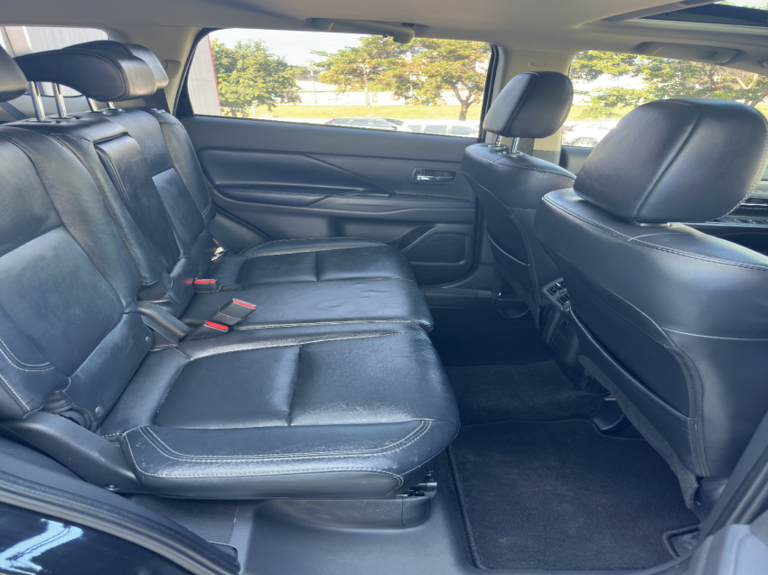 mitsubishi outlander 3.0 mivec v6 gasolina hpe-s awd automatico 4p 2019