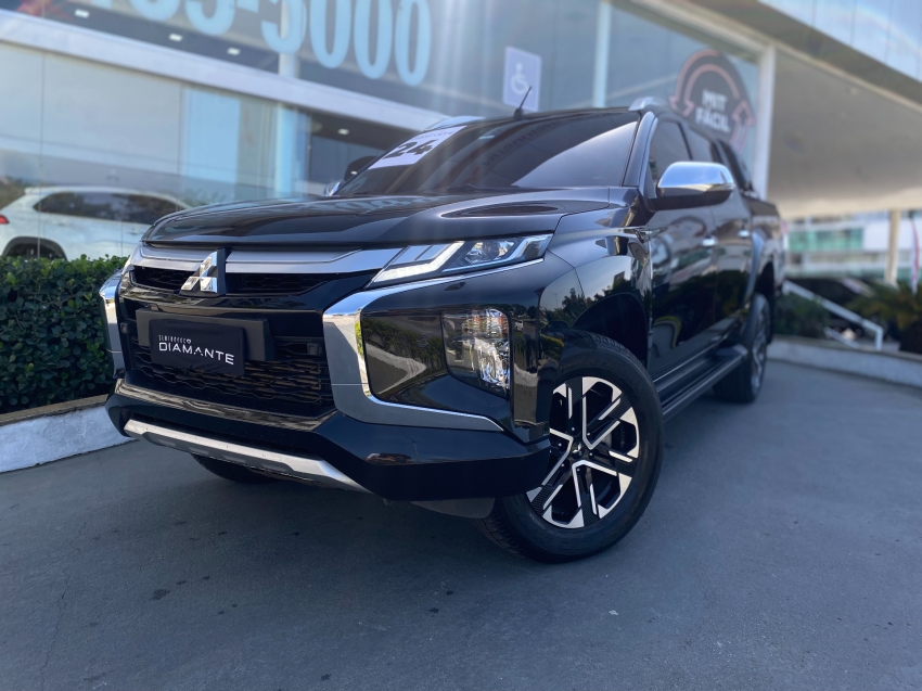 mitsubishi l200 triton 2.4 16v turbo diesel sport hpe-s cd 4p 4x4 automatico 2024
